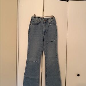NWT - BDG High-Waisted Comfort Stretch
Flare Jean